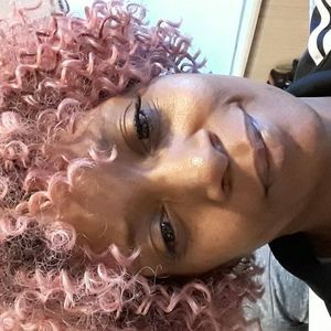 Meet your Posher, Trena